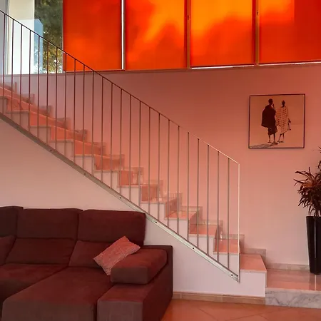 Moderne U. Grosszuegige Villa, Panoramablick Und Privatpool, Ideal Fuer 2 Familien